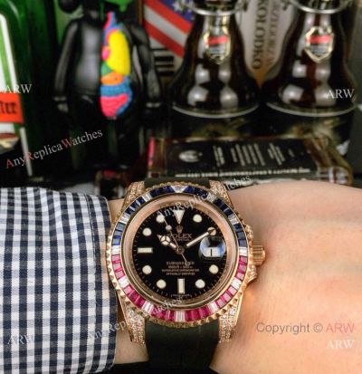 Rolex Submariner Rose Gold Rubber Strap Watch Rainbow Bezel